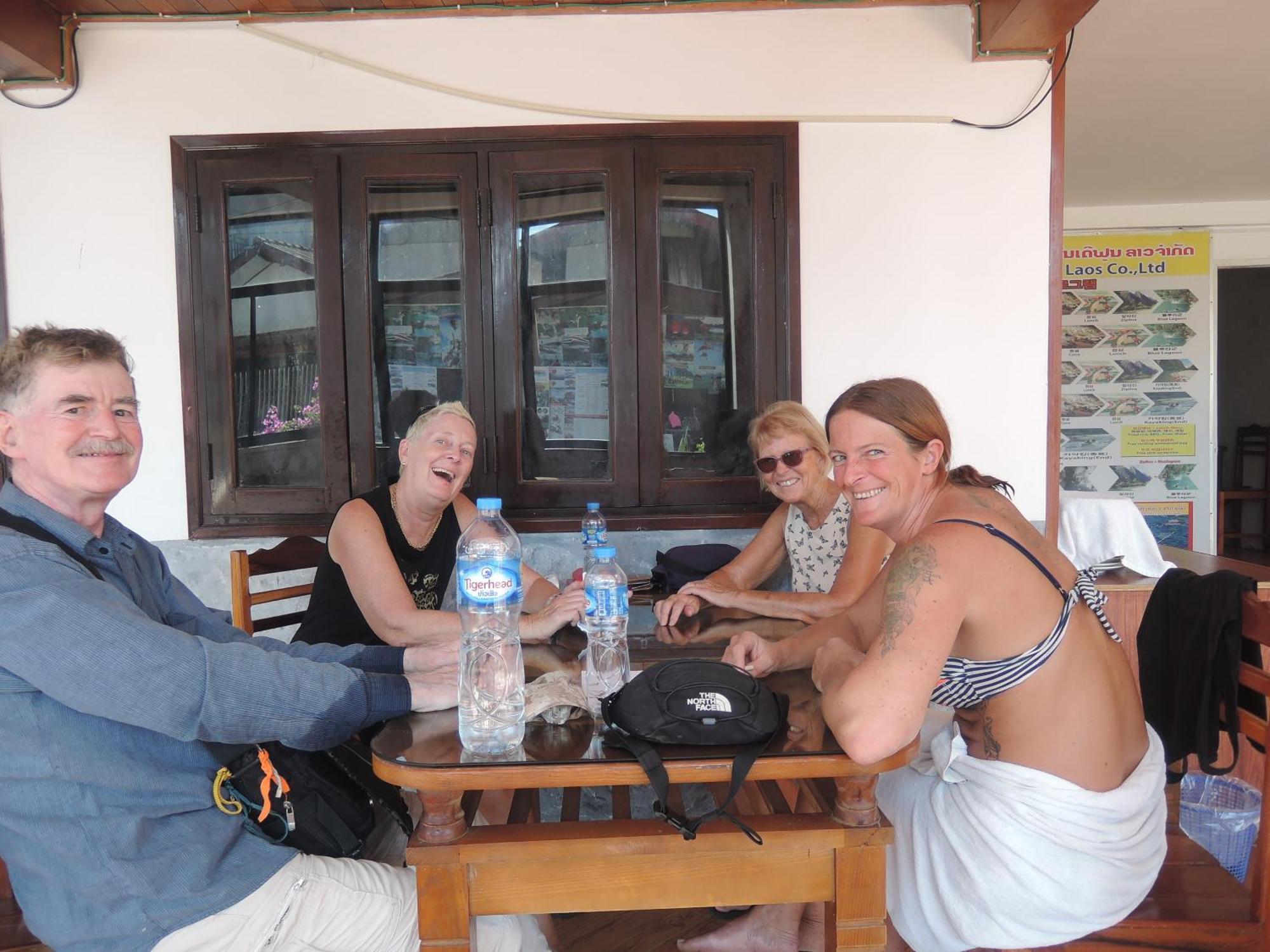 Lacasa Vang Vieng Hotel מראה חיצוני תמונה